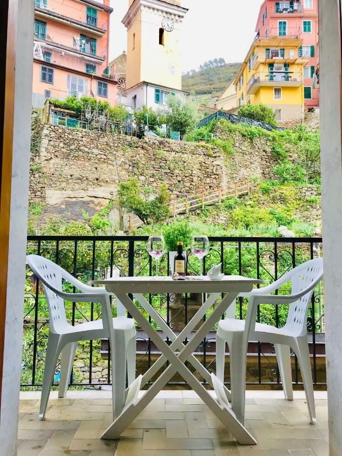 Lory'S Suite Manarola Bagian luar foto