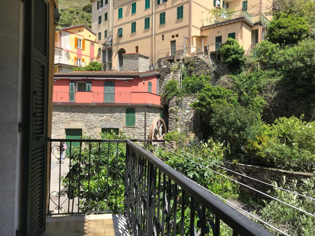 Lory'S Suite Manarola Bagian luar foto